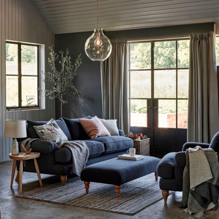 How to decorate a gray living room